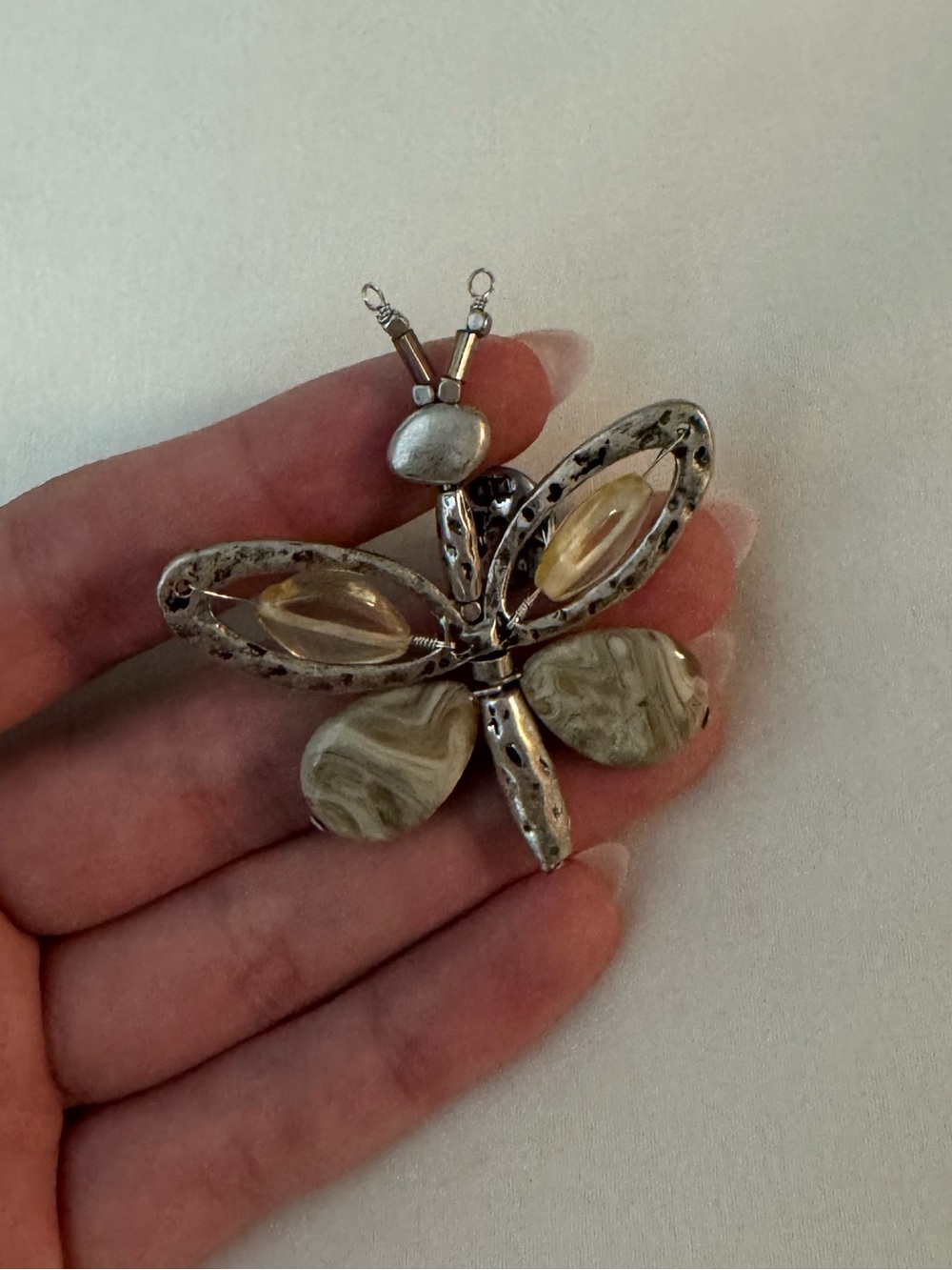 Butterfly pin